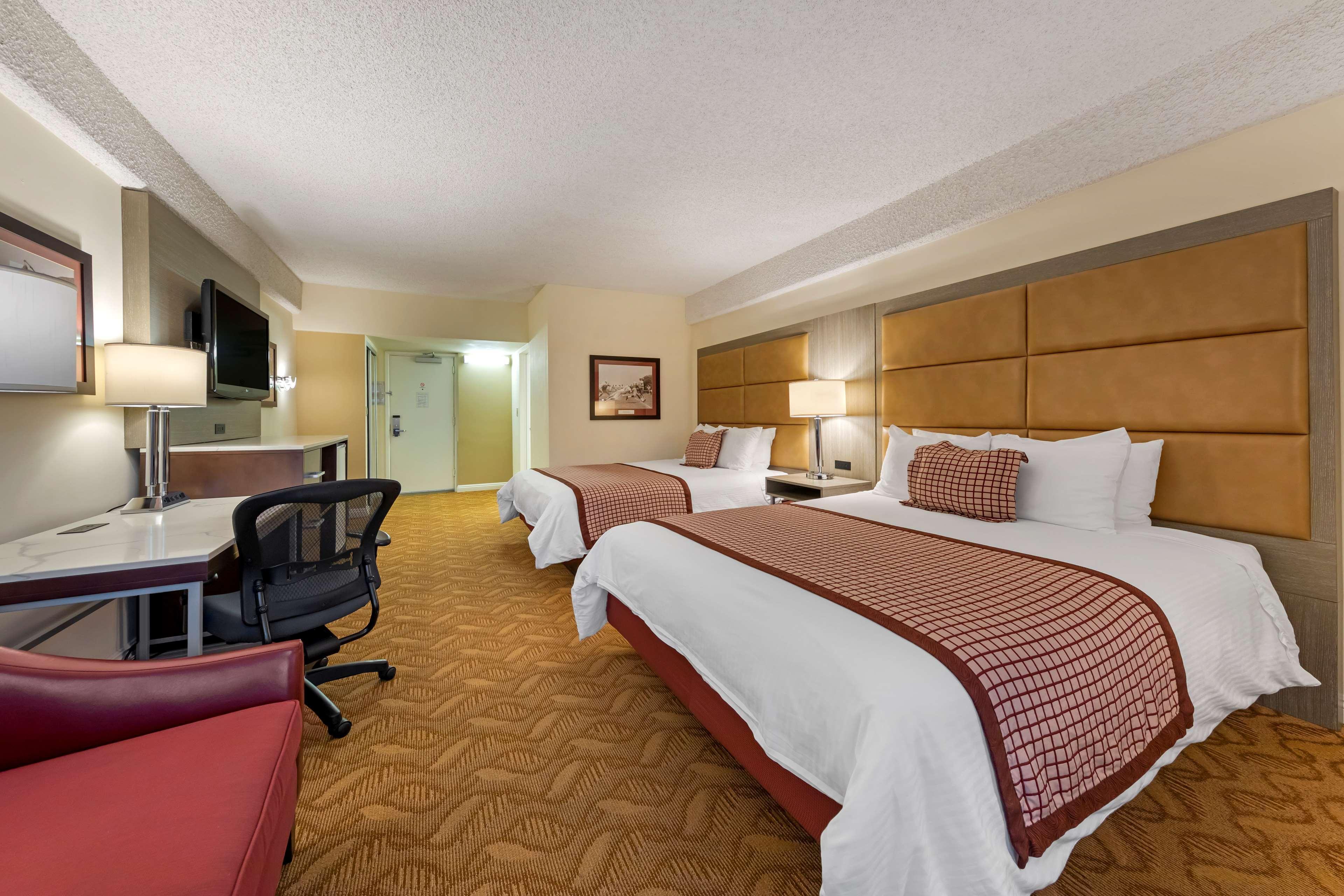 Best Western Plus Thousand Oaks Inn מראה חיצוני תמונה