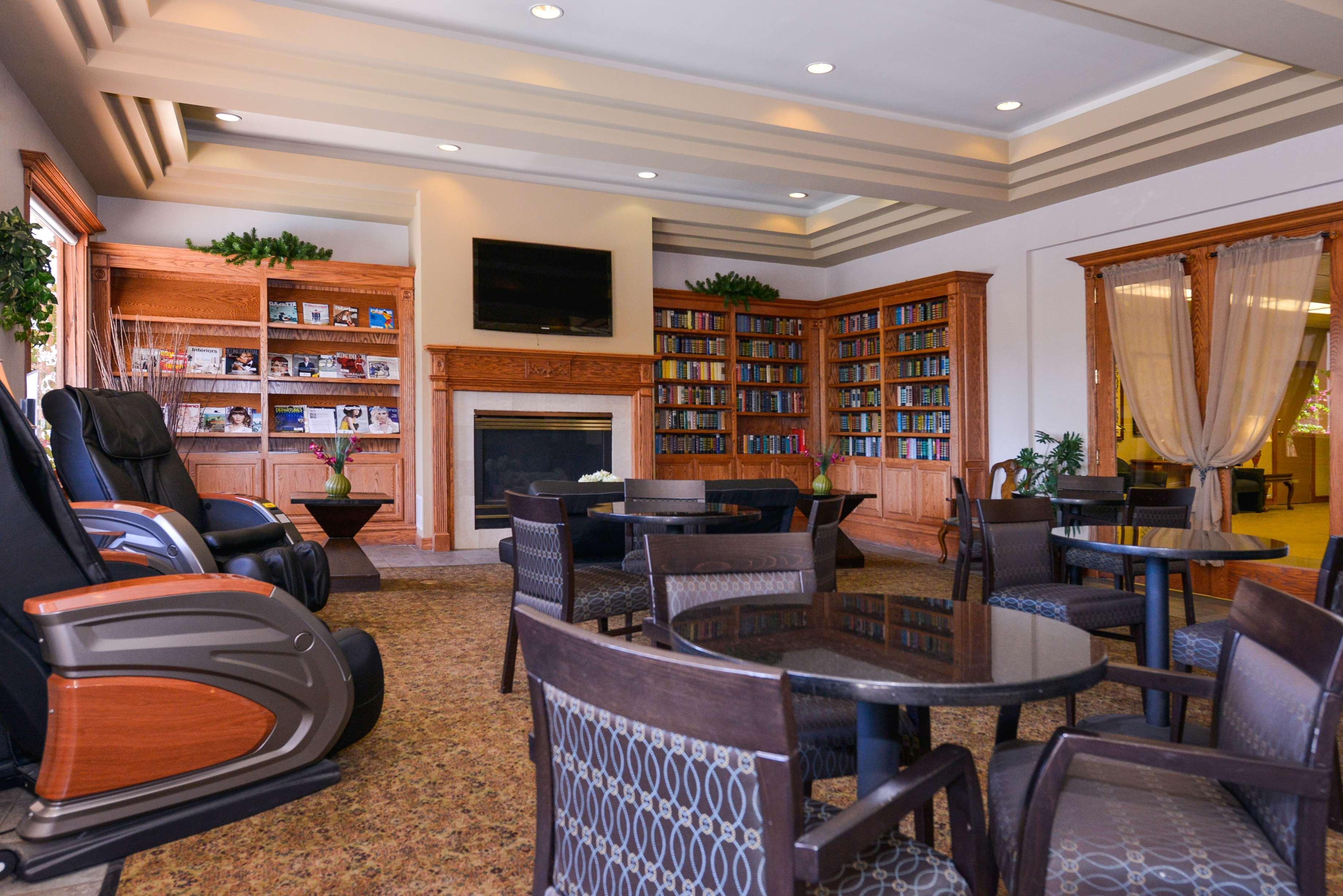 Best Western Plus Thousand Oaks Inn מראה חיצוני תמונה