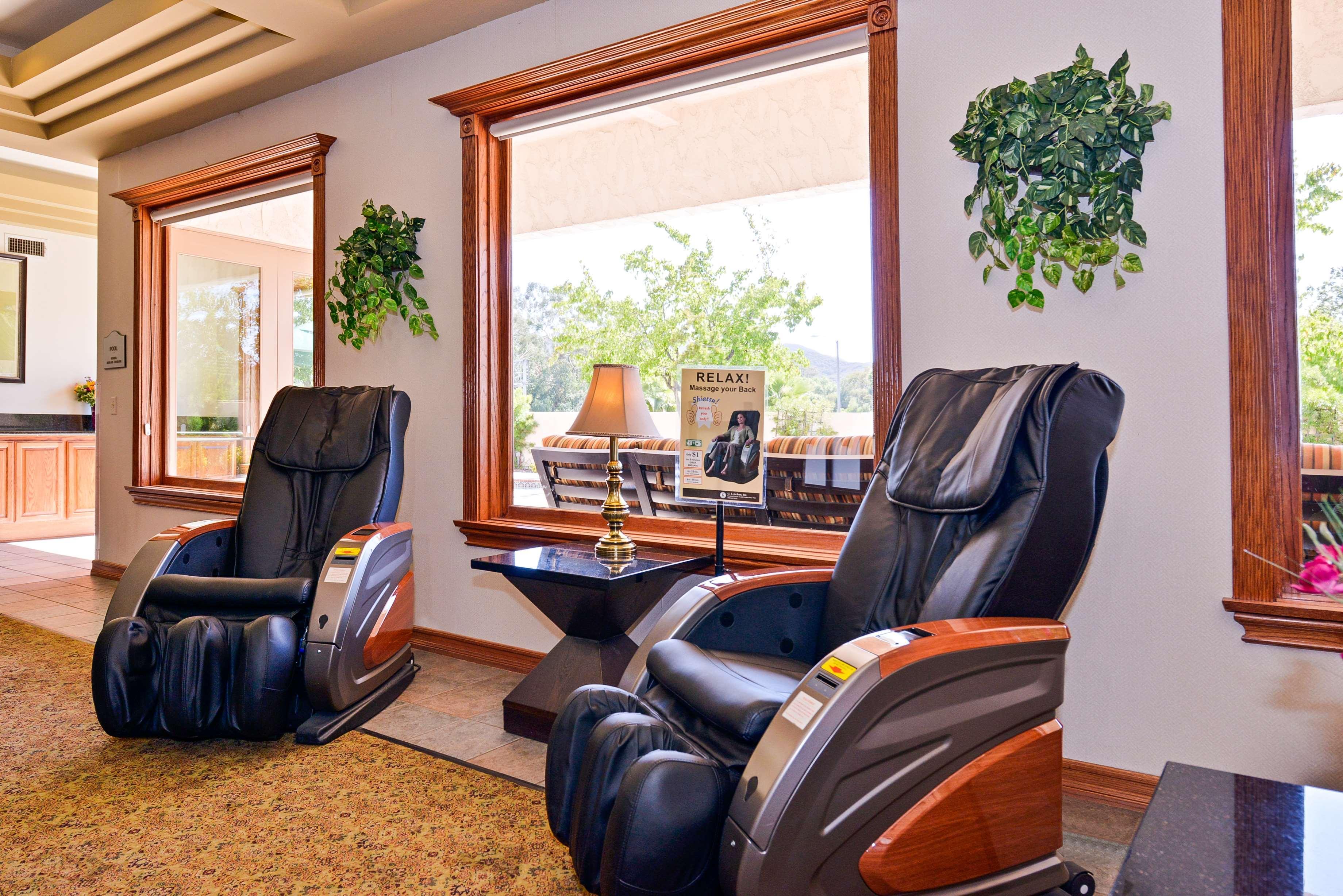 Best Western Plus Thousand Oaks Inn מראה חיצוני תמונה