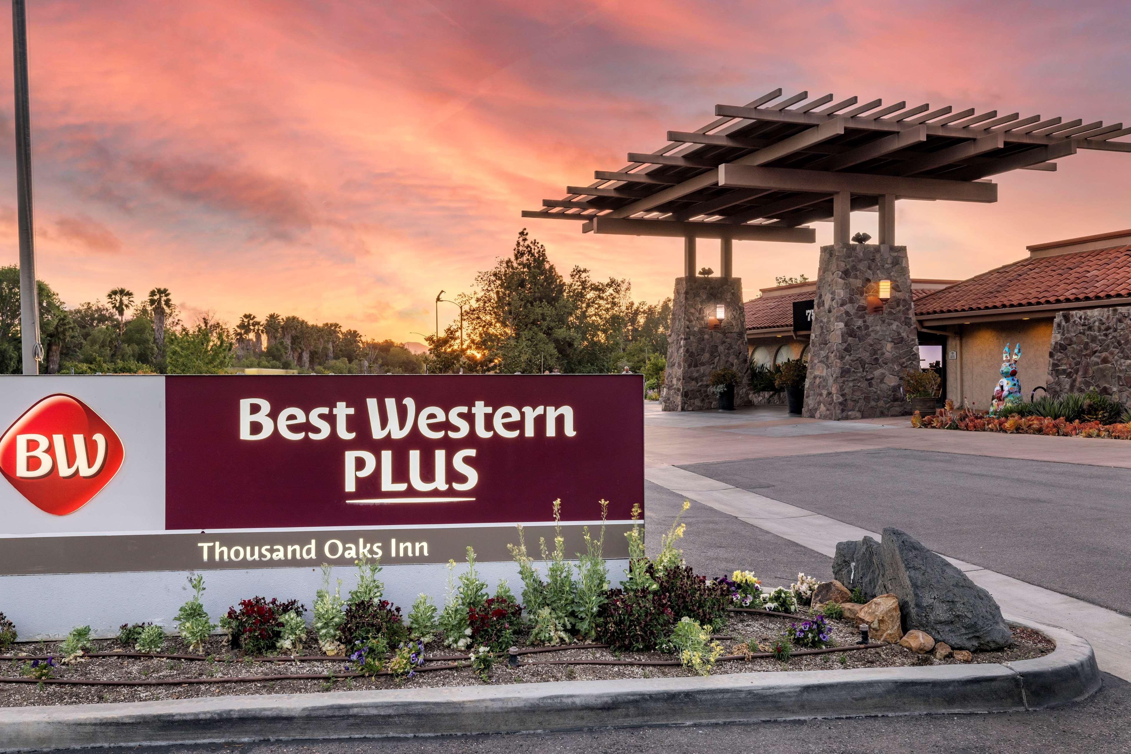 Best Western Plus Thousand Oaks Inn מראה חיצוני תמונה