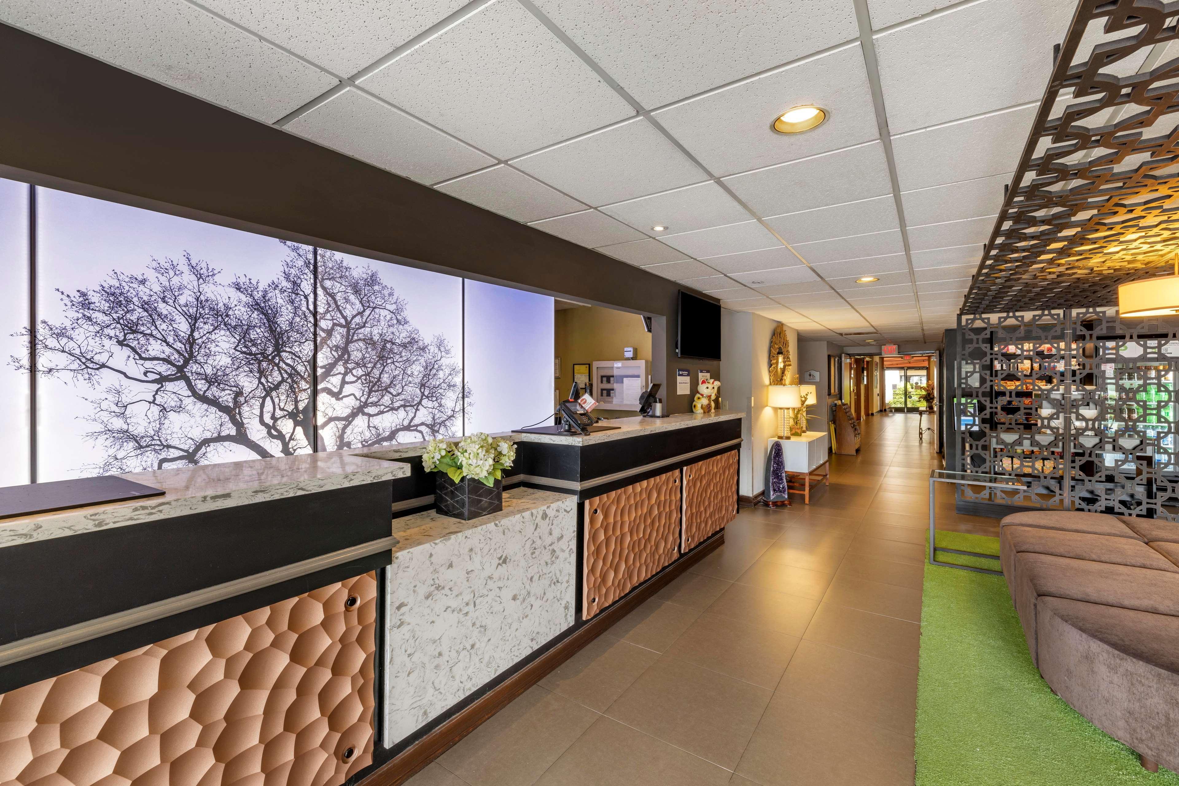 Best Western Plus Thousand Oaks Inn מראה חיצוני תמונה